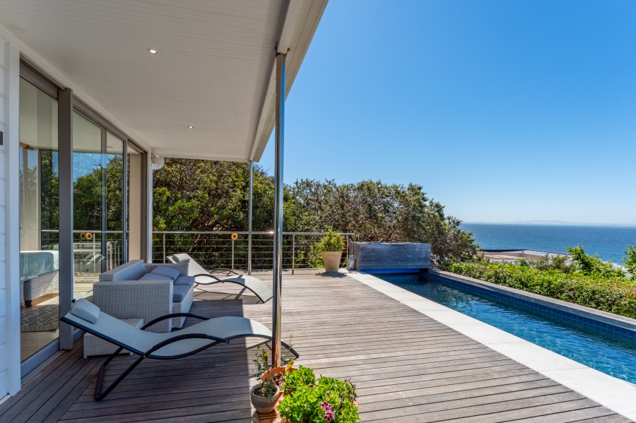 4 Bedroom Property for Sale in Murdock Valley Western Cape